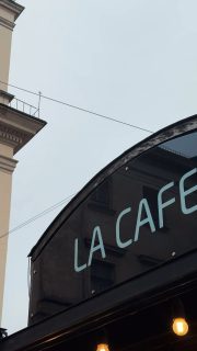 Hello Dream X La Cafe = PERFECT MATCH 

Що може бути краще, ніж чашка ароматної кави? 
Тільки кава, доповнена нашим шоколадом із вашим логотипом! Це рішення, яке додає  бренду або закладу ще більше затишку та індивідуальності в деталях ✨

Hello Dream створює шоколадки, які ідеально доповнюють моменти насолоди для ваших гостей !